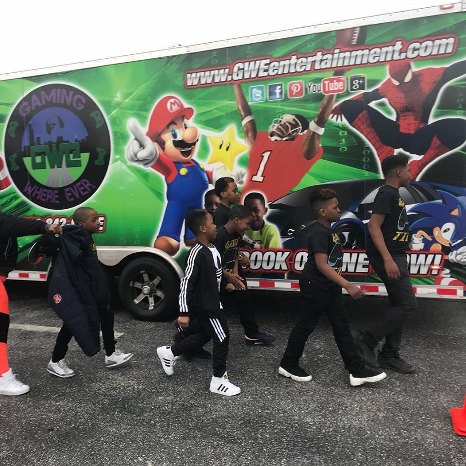 Chicago Video Game Truck and Laser Tag Party Gallery